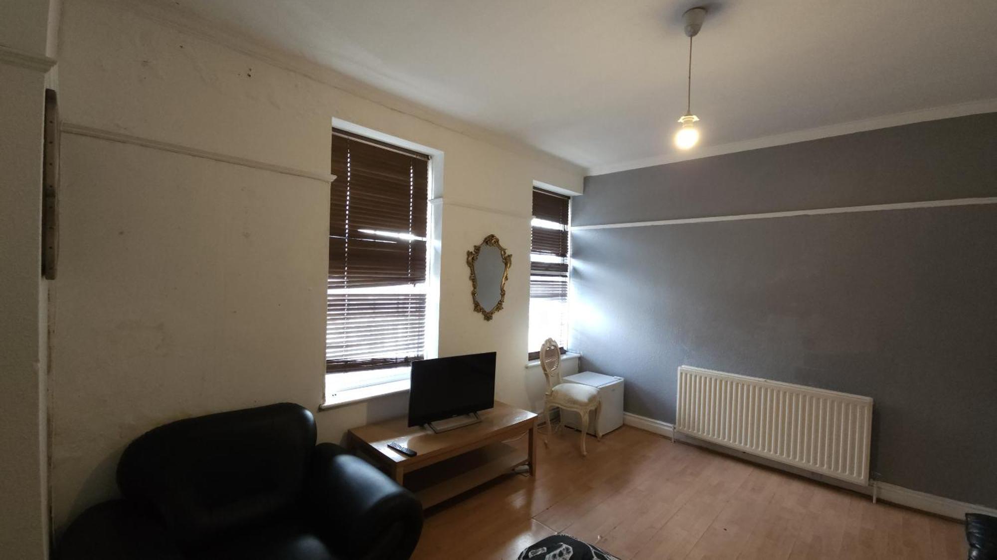 London Edgware Station Apartment Экстерьер фото