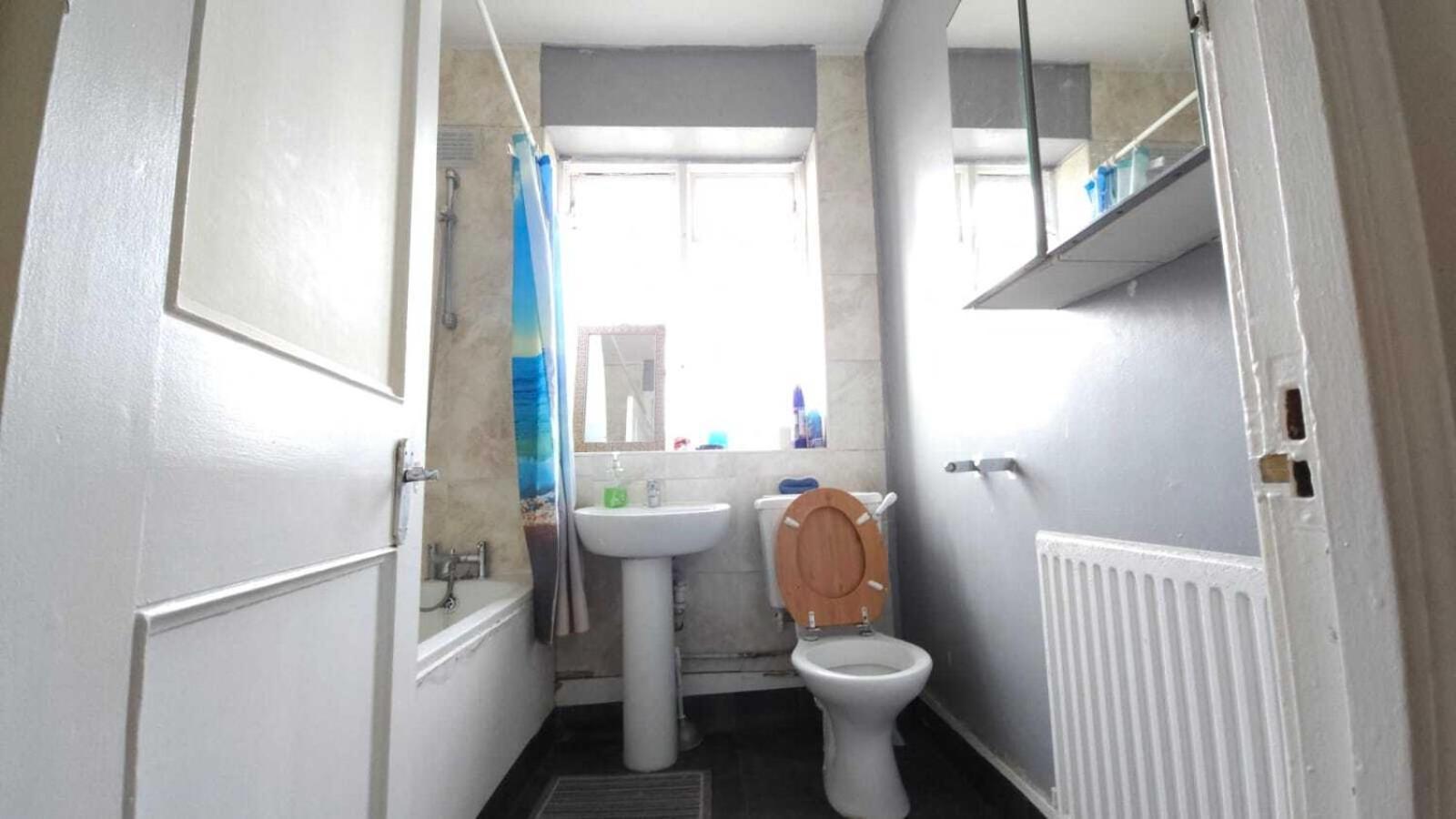 London Edgware Station Apartment Номер фото