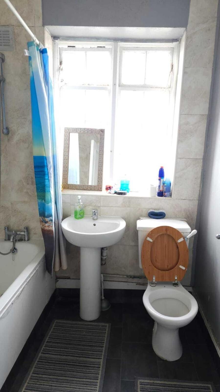 London Edgware Station Apartment Номер фото